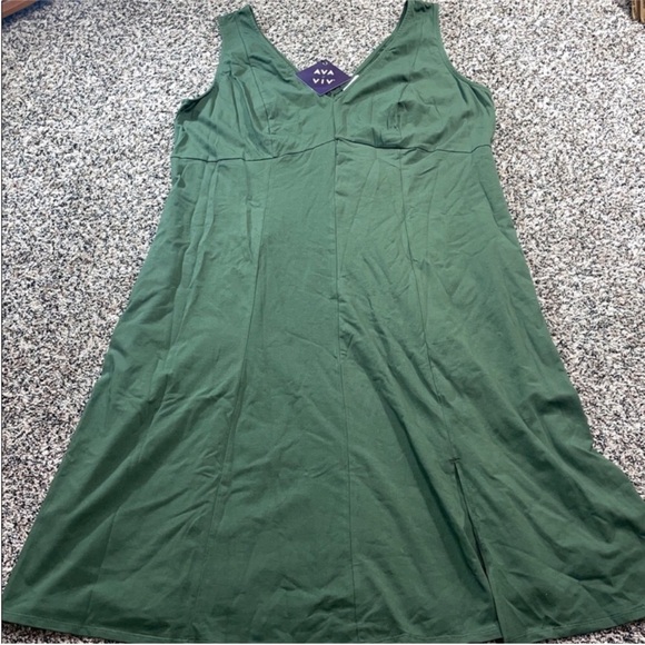 🆕AVA & VIV A Line Sleeveless Olive Front Slit MIDI Stretch Dress Var Sizes | NWT - Picture 2 of 5